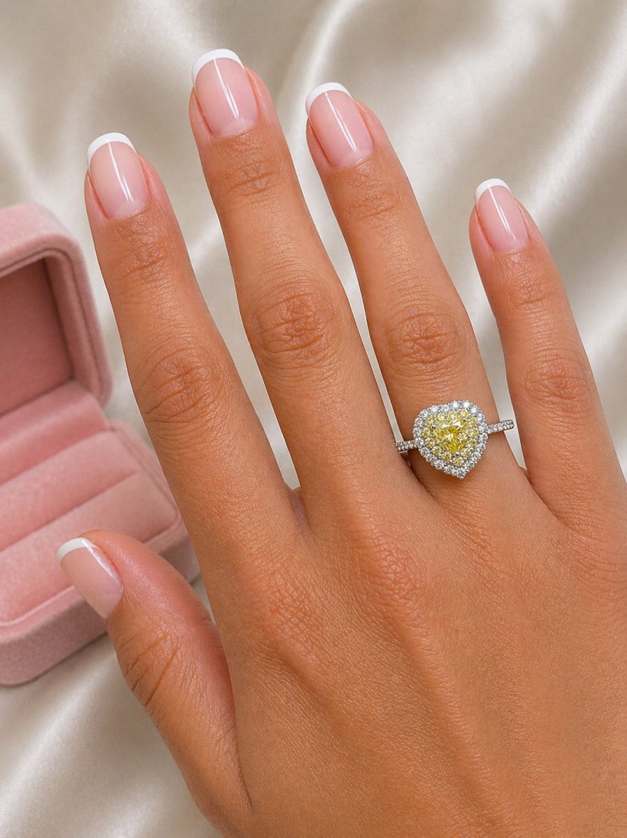 Anel Coração Virginia Yellow Moissanite - Image 3