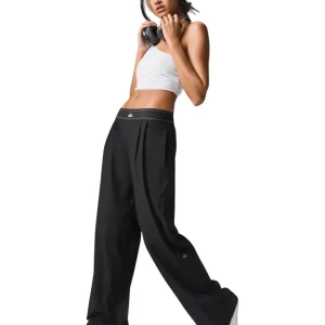 Calça Alo Yoga Suit Up Trouser (Regular) Preto