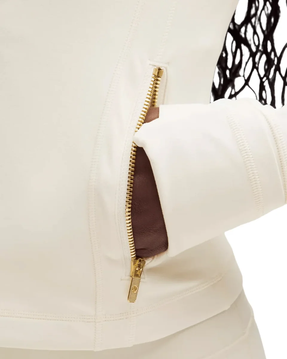 Jaqueta Lululemon Define Cropped Nulu Light Ivory/Gold/Gold Off White - Image 6