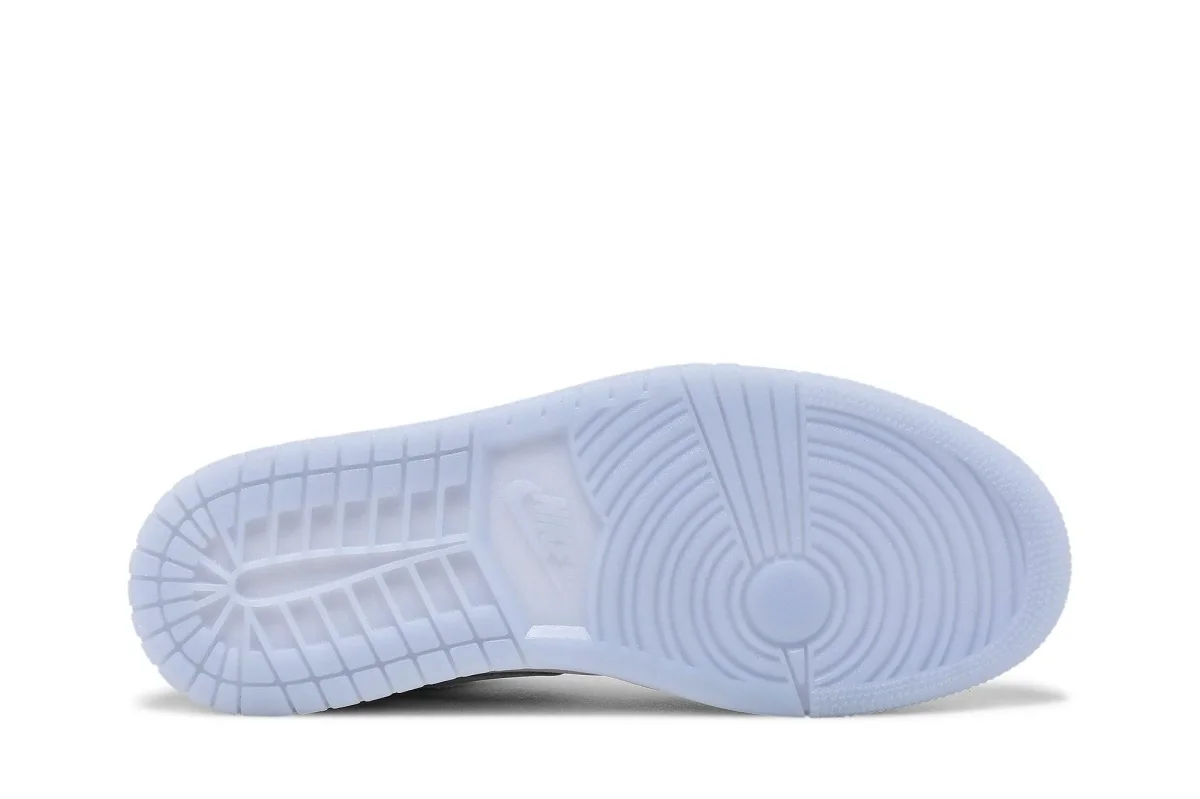 Tênis Nike Air Jordan 1 Low Wolf Grey Cinza - Image 4