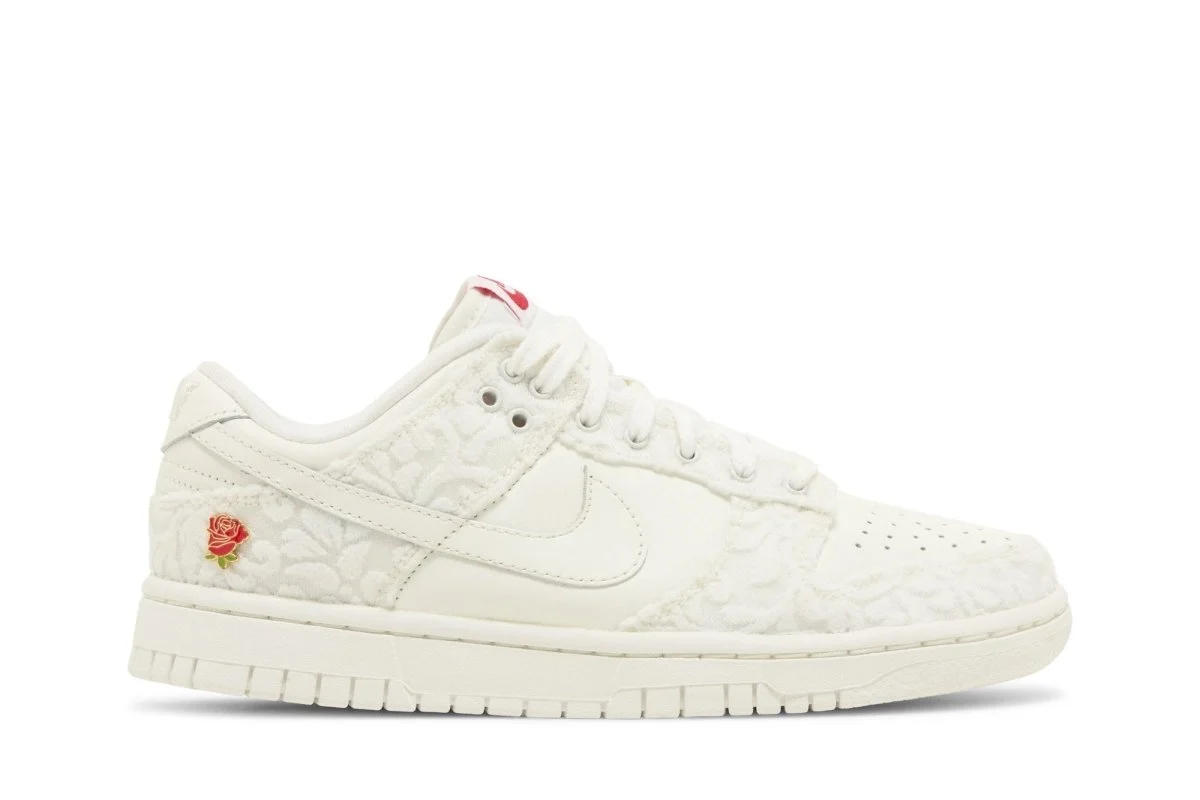 Tênis Nike Dunk Low Give Her Flowers Branco - Image 2