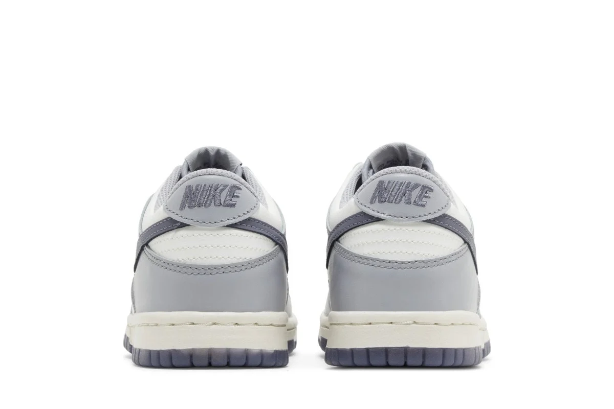 Tênis Nike Dunk Low Light Carbon Cinza - Image 5