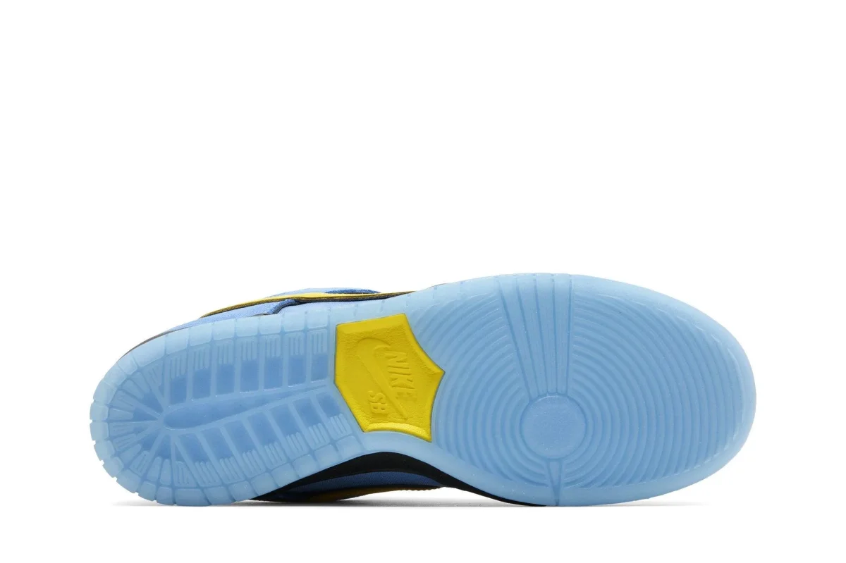 Tênis The Powerpuff Girls x Nike SB Dunk Low Bubbles Azul - Image 4