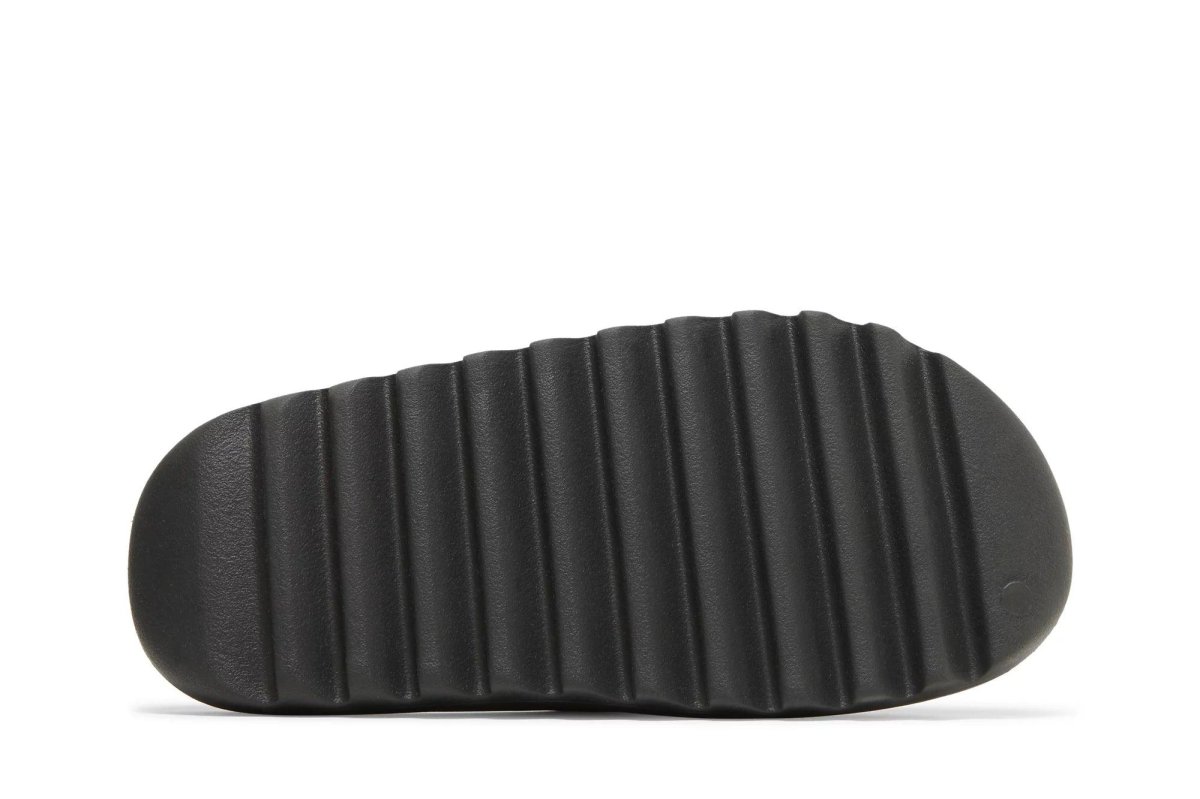 Tênis Yeezy Slide Onyx Preto - Image 4