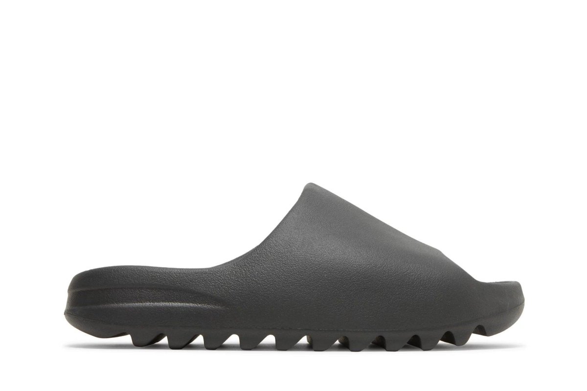Tênis Yeezy Slide Onyx Preto - Image 2